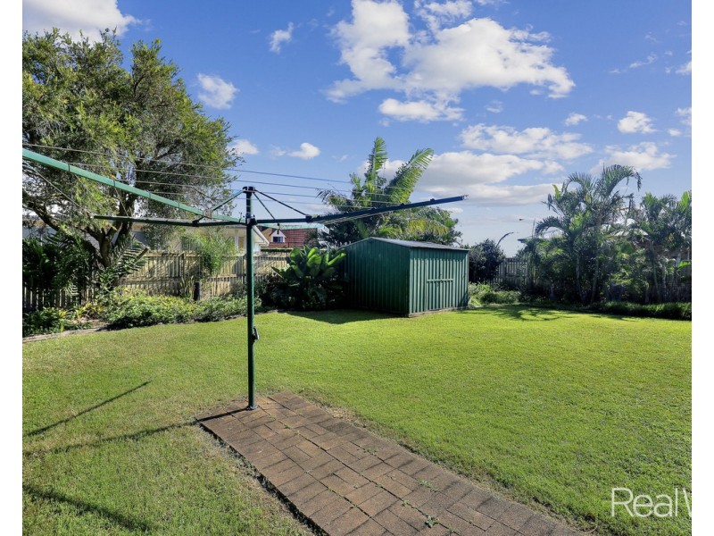 3 Bloomfield Drive, Bundaberg East QLD 4670