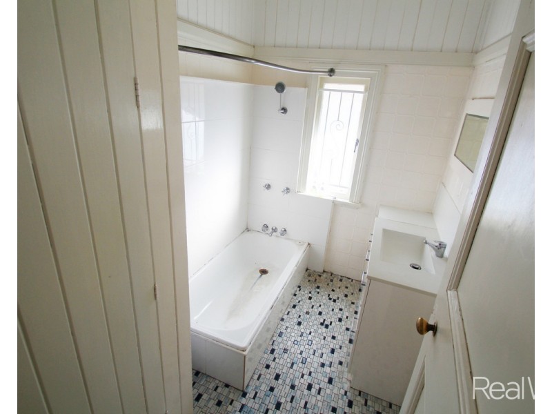 69 Electra Street, Bundaberg West QLD 4670