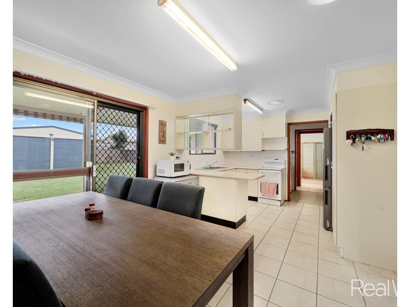 61 Sinclair Street, Avenell Heights QLD 4670