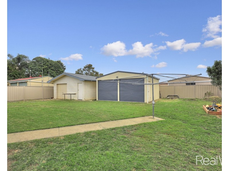 61 Sinclair Street, Avenell Heights QLD 4670