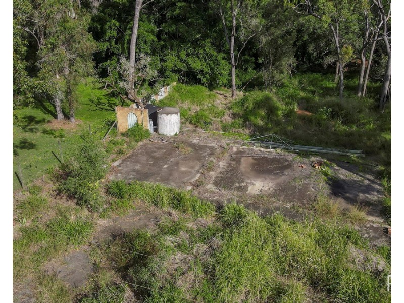 21 Samuels Road, Branyan QLD 4670