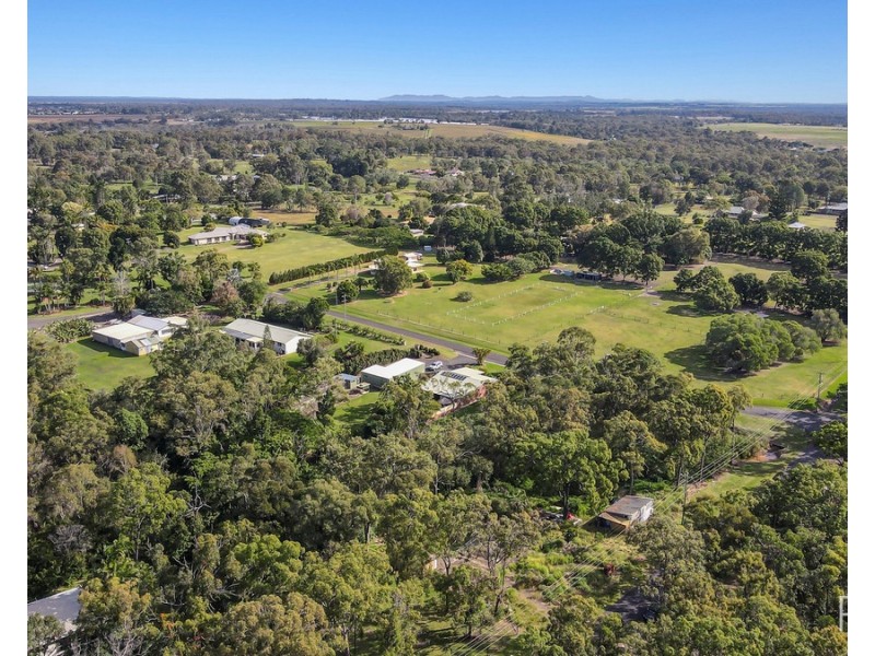 21 Samuels Road, Branyan QLD 4670