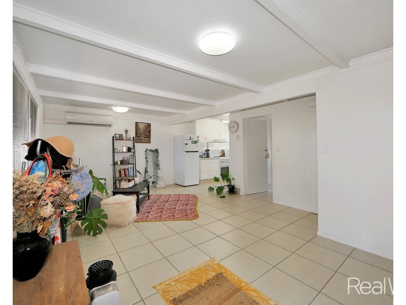 2/50 See Street, Bargara QLD 4670
