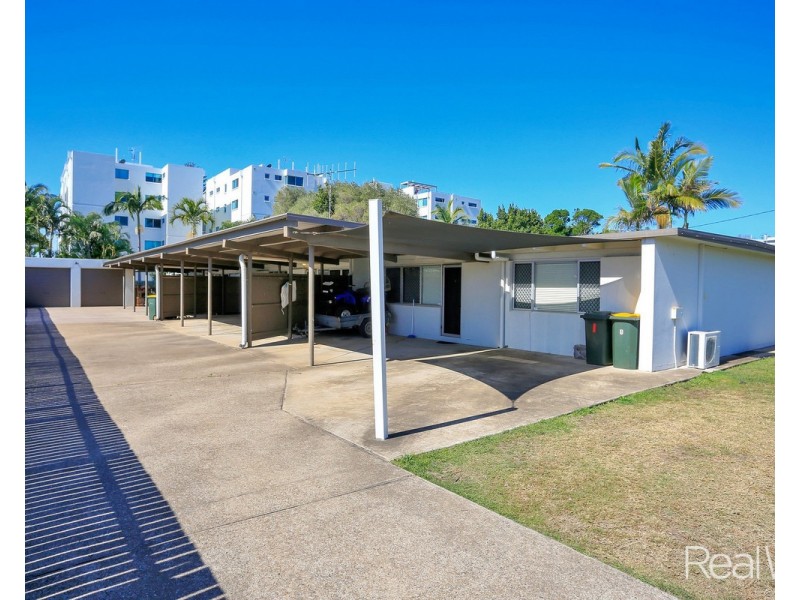 2/50 See Street, Bargara QLD 4670