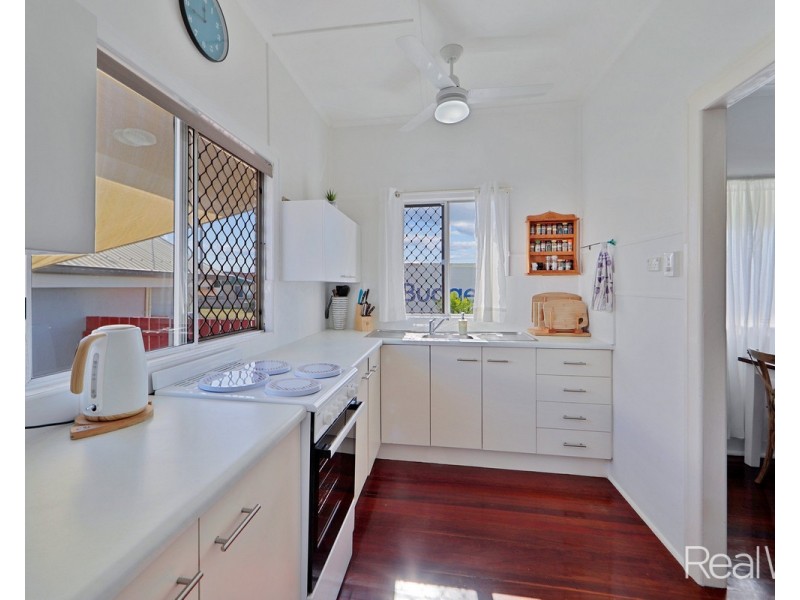12 Spence Street, Svensson Heights QLD 4670