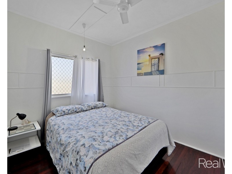 12 Spence Street, Svensson Heights QLD 4670