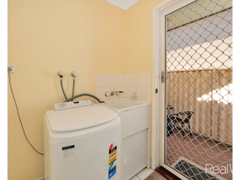 2/72 Burnett Street, Bundaberg South QLD 4670