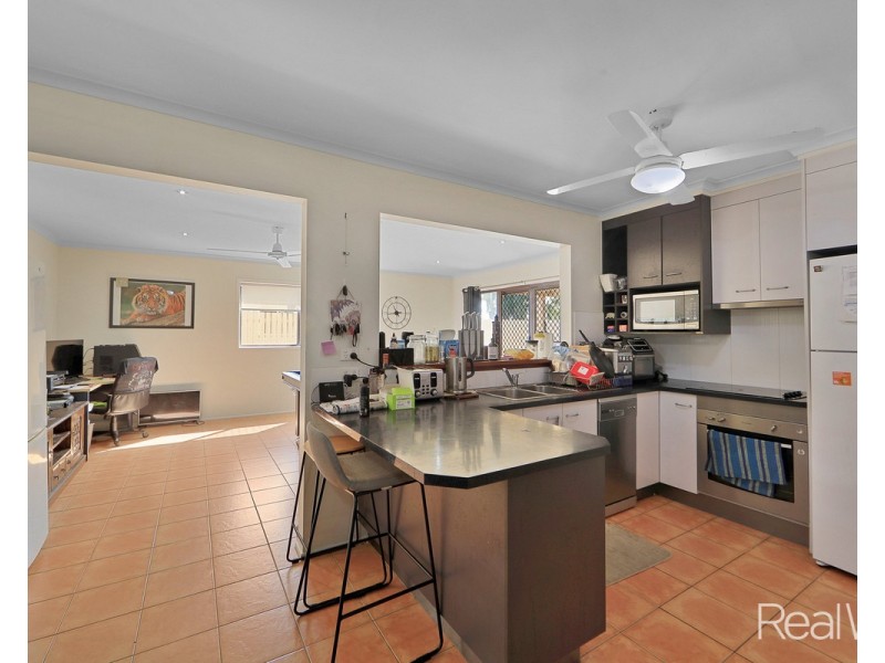 28 Baker Street, Kepnock QLD 4670