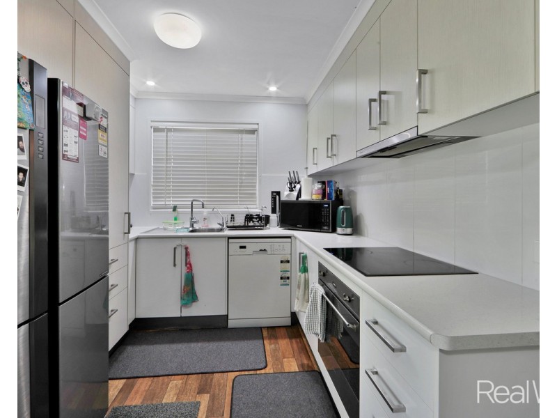 33 Park Royal Drive, Branyan QLD 4670