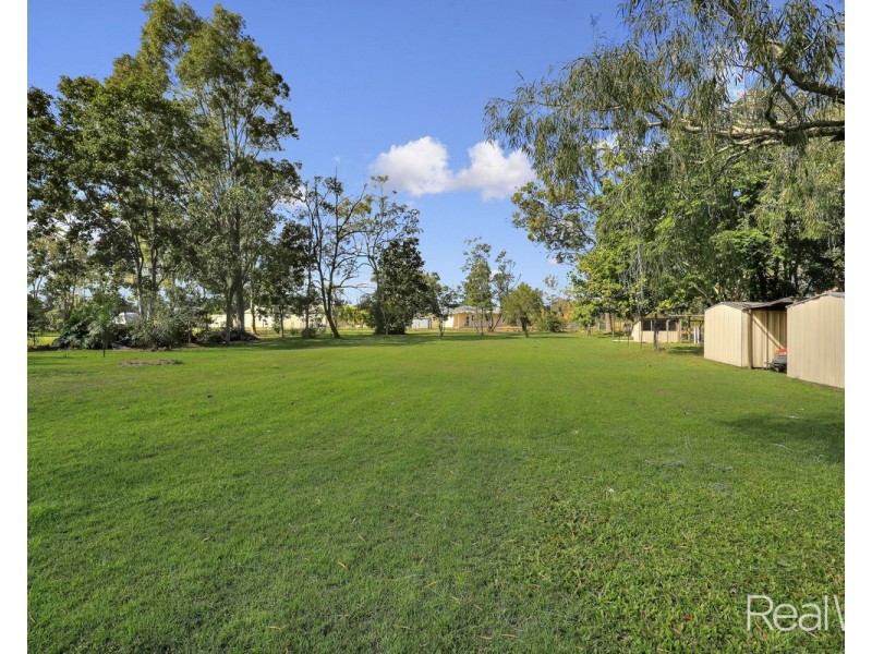 33 Park Royal Drive, Branyan QLD 4670