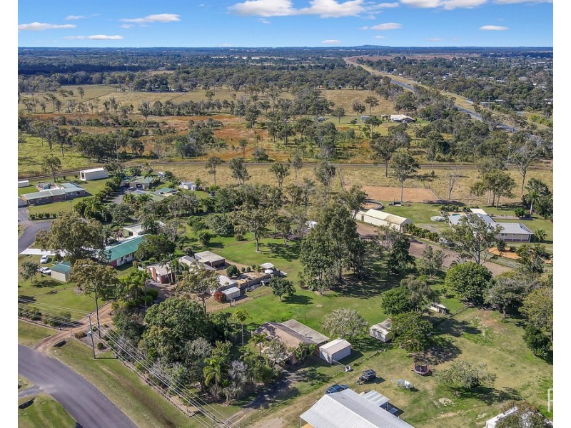 33 Park Royal Drive, Branyan QLD 4670