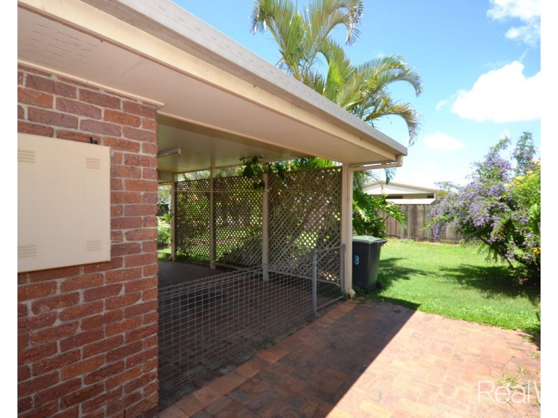8 Pecton Place, Avenell Heights QLD 4670
