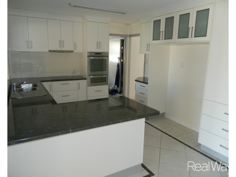 22 Lovejoy Street, Avenell Heights QLD 4670