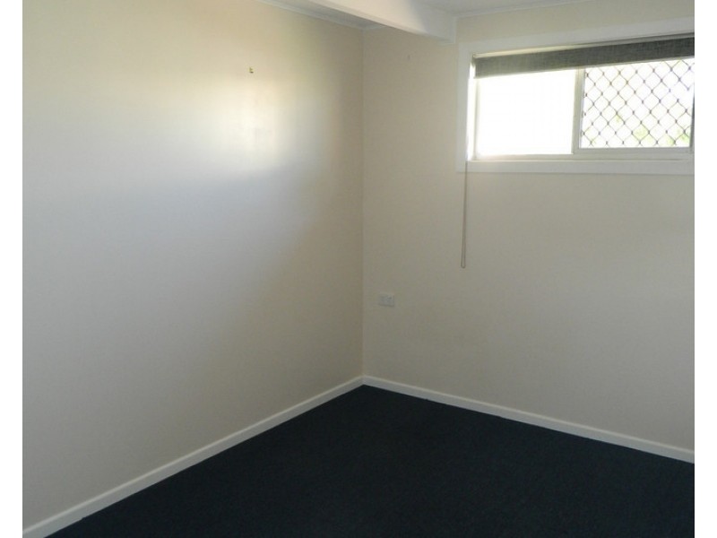22 Lovejoy Street, Avenell Heights QLD 4670