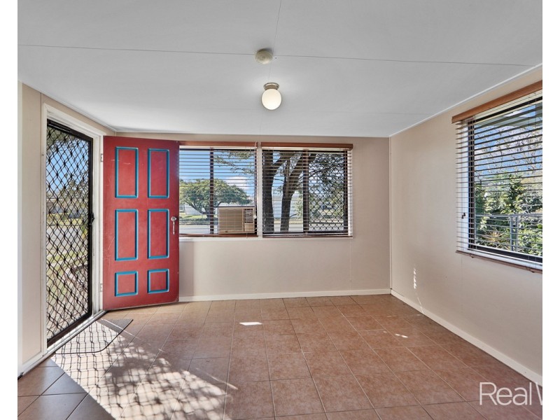 14 Glasgow Street, Svensson Heights QLD 4670