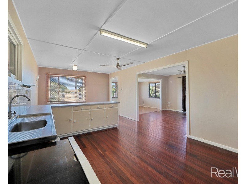 14 Glasgow Street, Svensson Heights QLD 4670