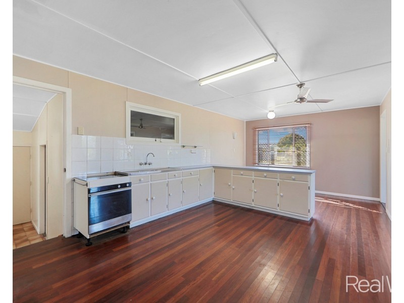 14 Glasgow Street, Svensson Heights QLD 4670