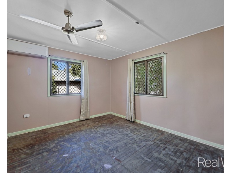 14 Glasgow Street, Svensson Heights QLD 4670