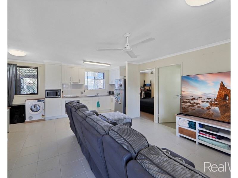 16 Phillips Street, Bundaberg North QLD 4670