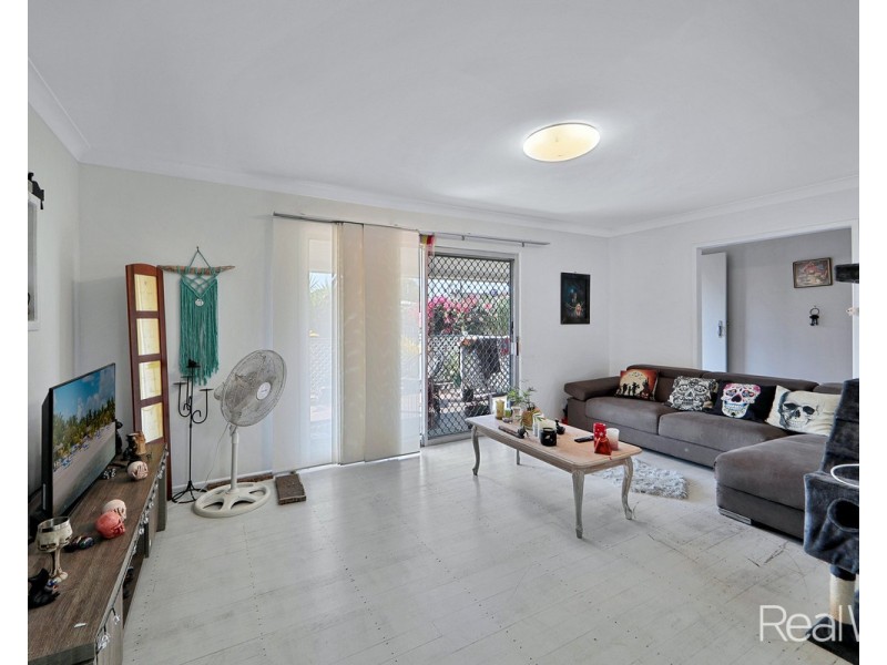 1 Loney Street, Avenell Heights QLD 4670