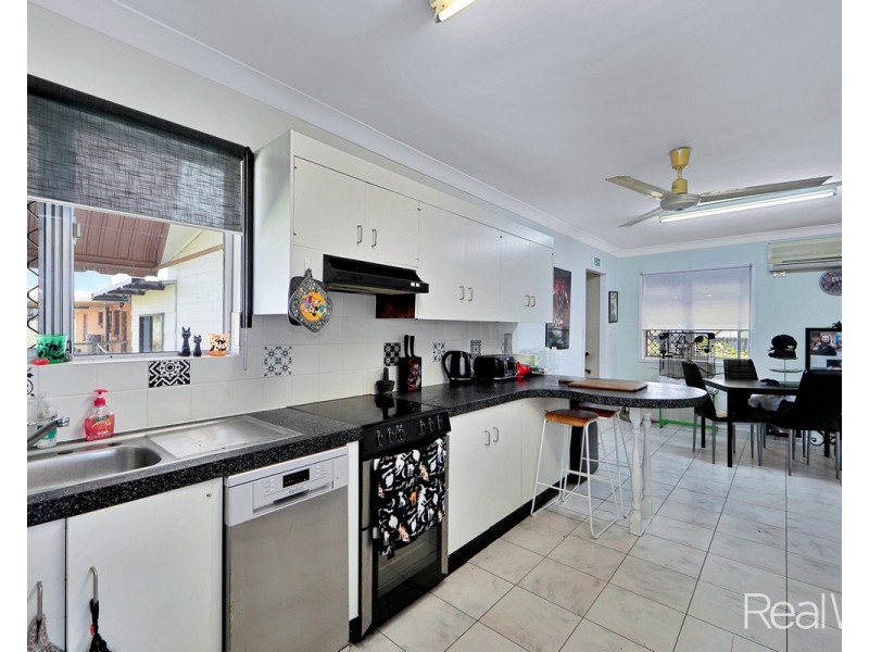 1 Loney Street, Avenell Heights QLD 4670