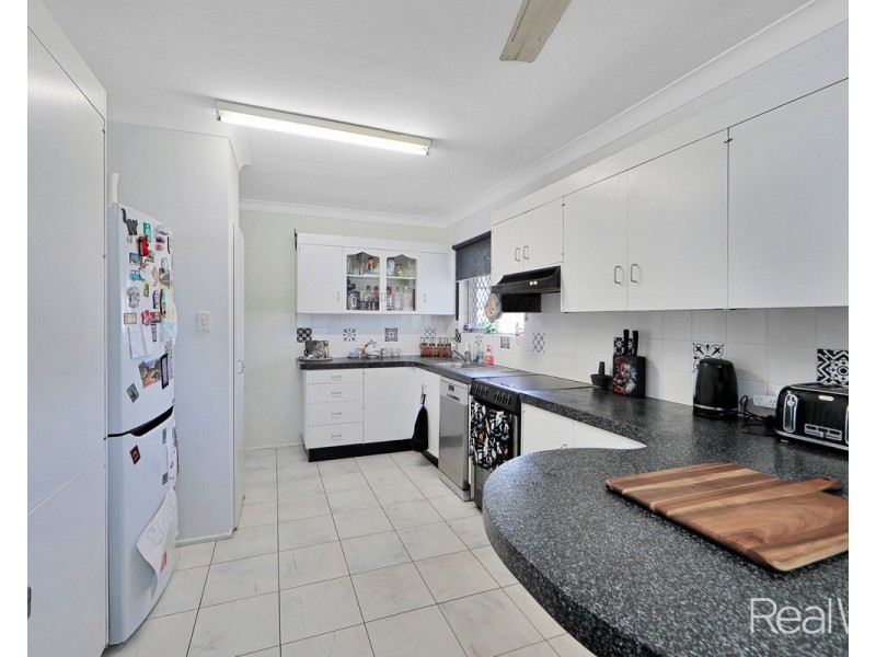 1 Loney Street, Avenell Heights QLD 4670