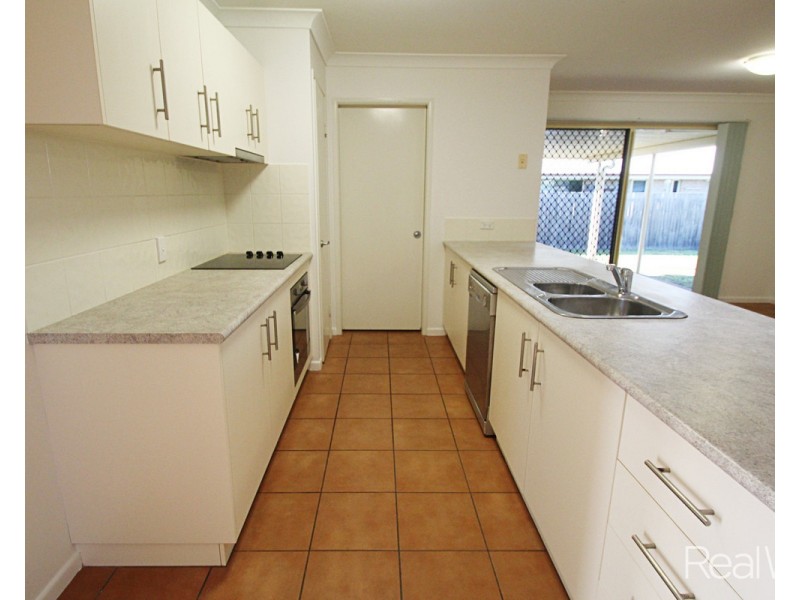 9 Amaroo Crescent, Innes Park QLD 4670