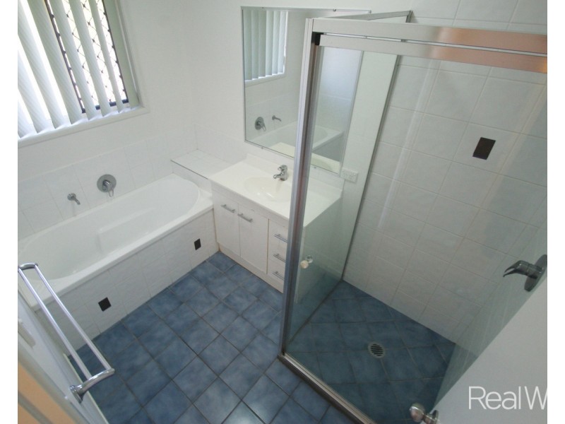 9 Amaroo Crescent, Innes Park QLD 4670