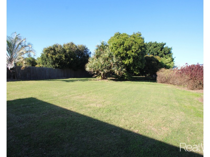 9 Amaroo Crescent, Innes Park QLD 4670