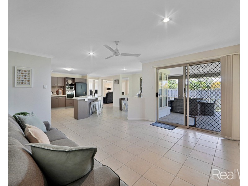 13 Whale Circuit, Bargara QLD 4670