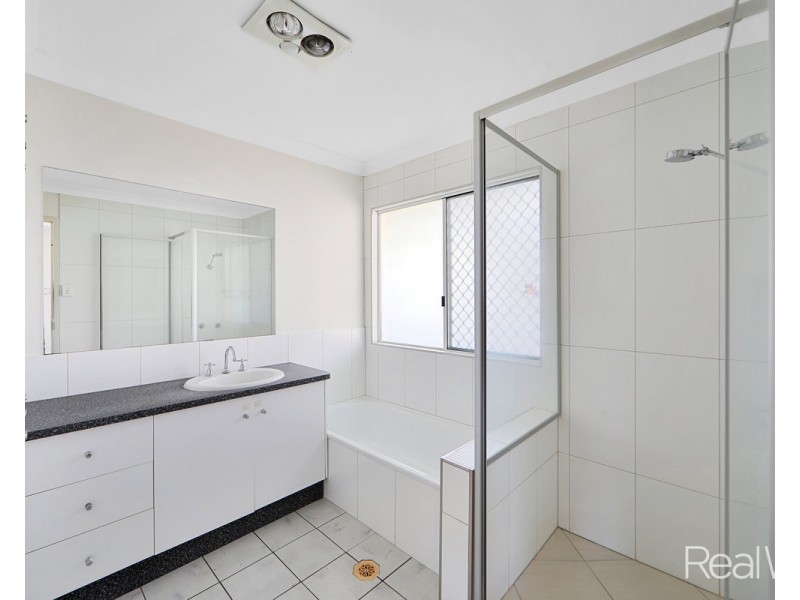 11 Ranch Street, Thabeban QLD 4670