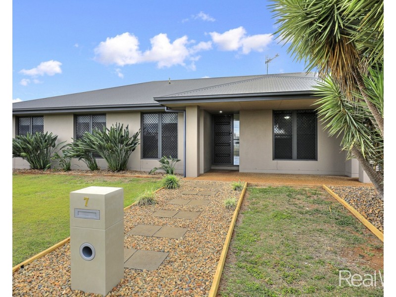 7 Tranquility Place, Bargara QLD 4670