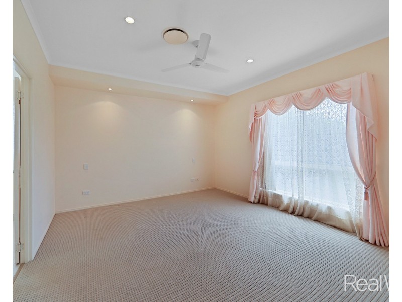 29 Seymore Avenue, Kalkie QLD 4670