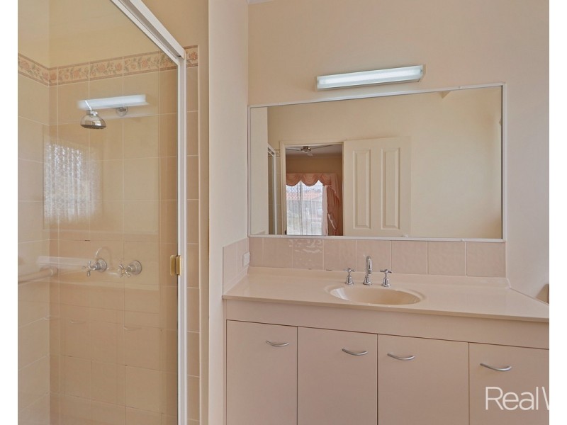29 Seymore Avenue, Kalkie QLD 4670