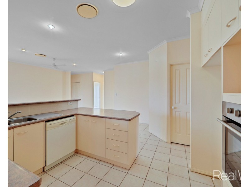 29 Seymore Avenue, Kalkie QLD 4670