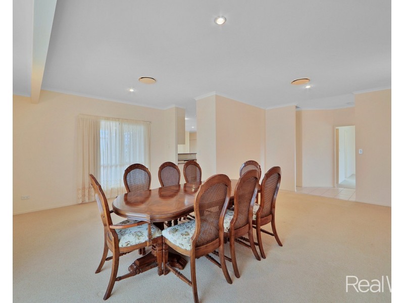 29 Seymore Avenue, Kalkie QLD 4670