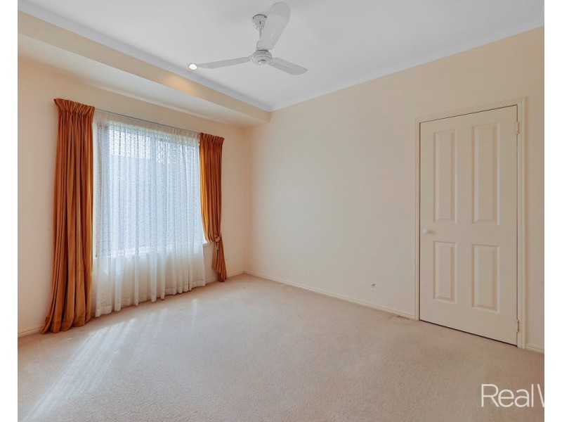 29 Seymore Avenue, Kalkie QLD 4670