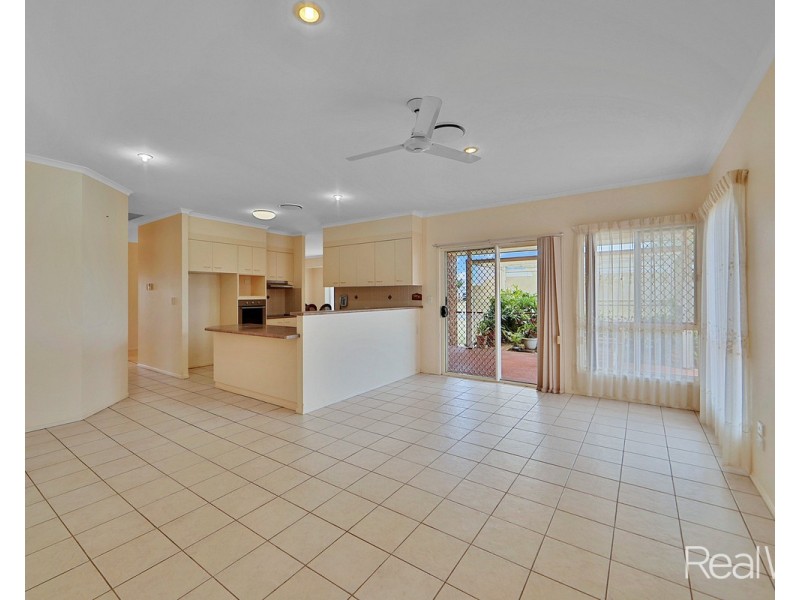 29 Seymore Avenue, Kalkie QLD 4670
