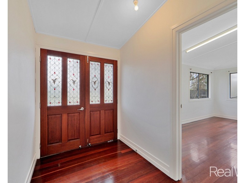 18 George Street, Bundaberg South QLD 4670