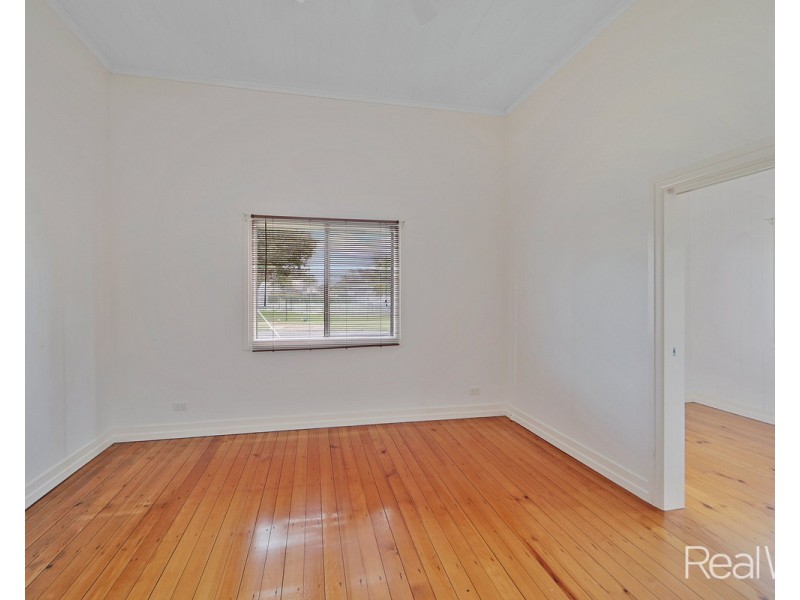 18 George Street, Bundaberg South QLD 4670