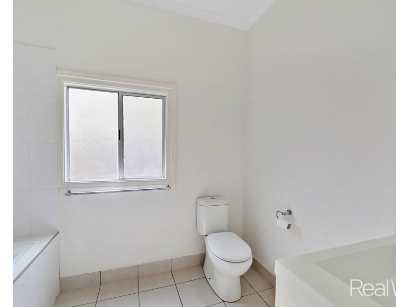 18 George Street, Bundaberg South QLD 4670