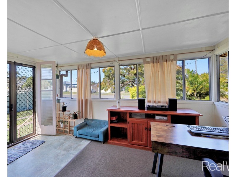 2 Christsen Street, Bundaberg North QLD 4670