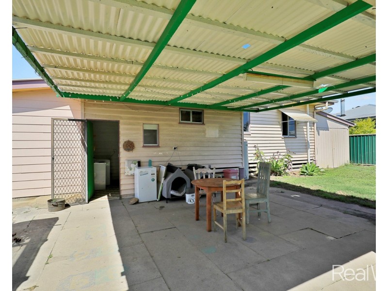 2 Christsen Street, Bundaberg North QLD 4670