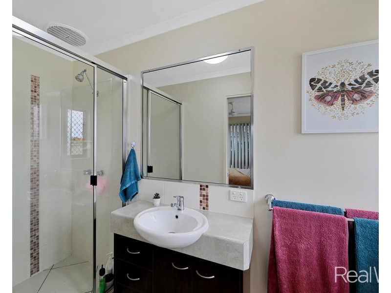 21 Linderberg Street, Kalkie QLD 4670