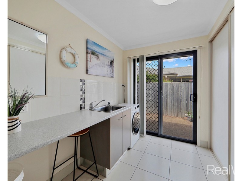 21 Linderberg Street, Kalkie QLD 4670