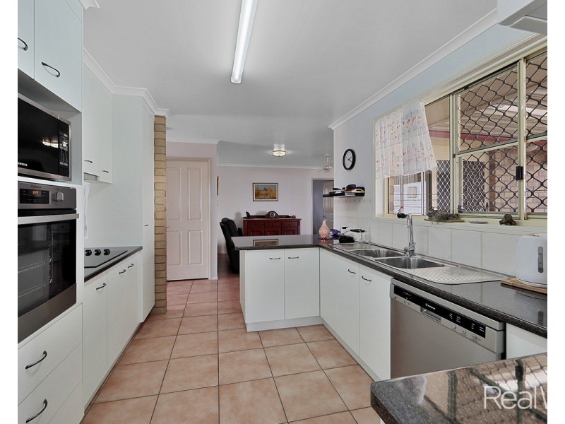6 Tropicana Drive, Avoca QLD 4670