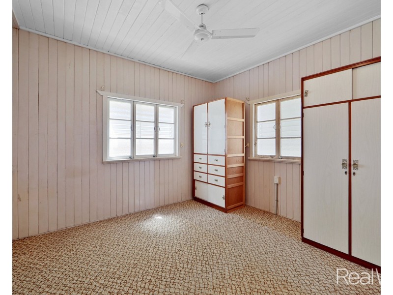 206A Walker Street, Svensson Heights QLD 4670