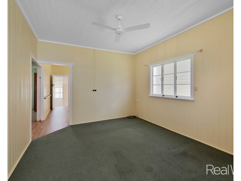 206A Walker Street, Svensson Heights QLD 4670