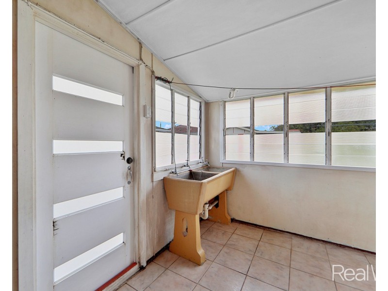 206A Walker Street, Svensson Heights QLD 4670