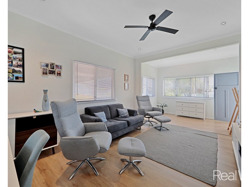 2 Wynter Street, Walkervale QLD 4670